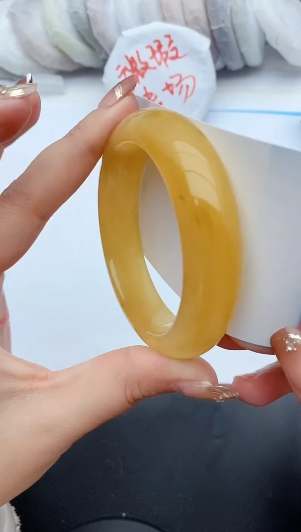 【闪购商品】石英质玉手镯未镶嵌203+54/55