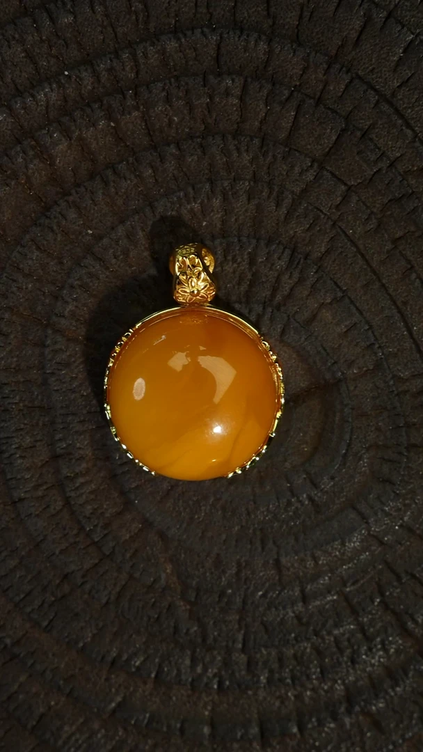 银S925镶嵌吊坠(赠链)蜜蜡圆饼