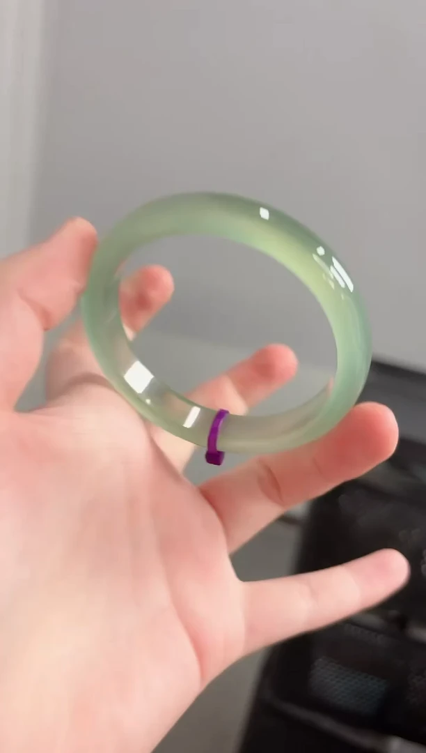 玛瑙/玉髓手镯未镶嵌56圈