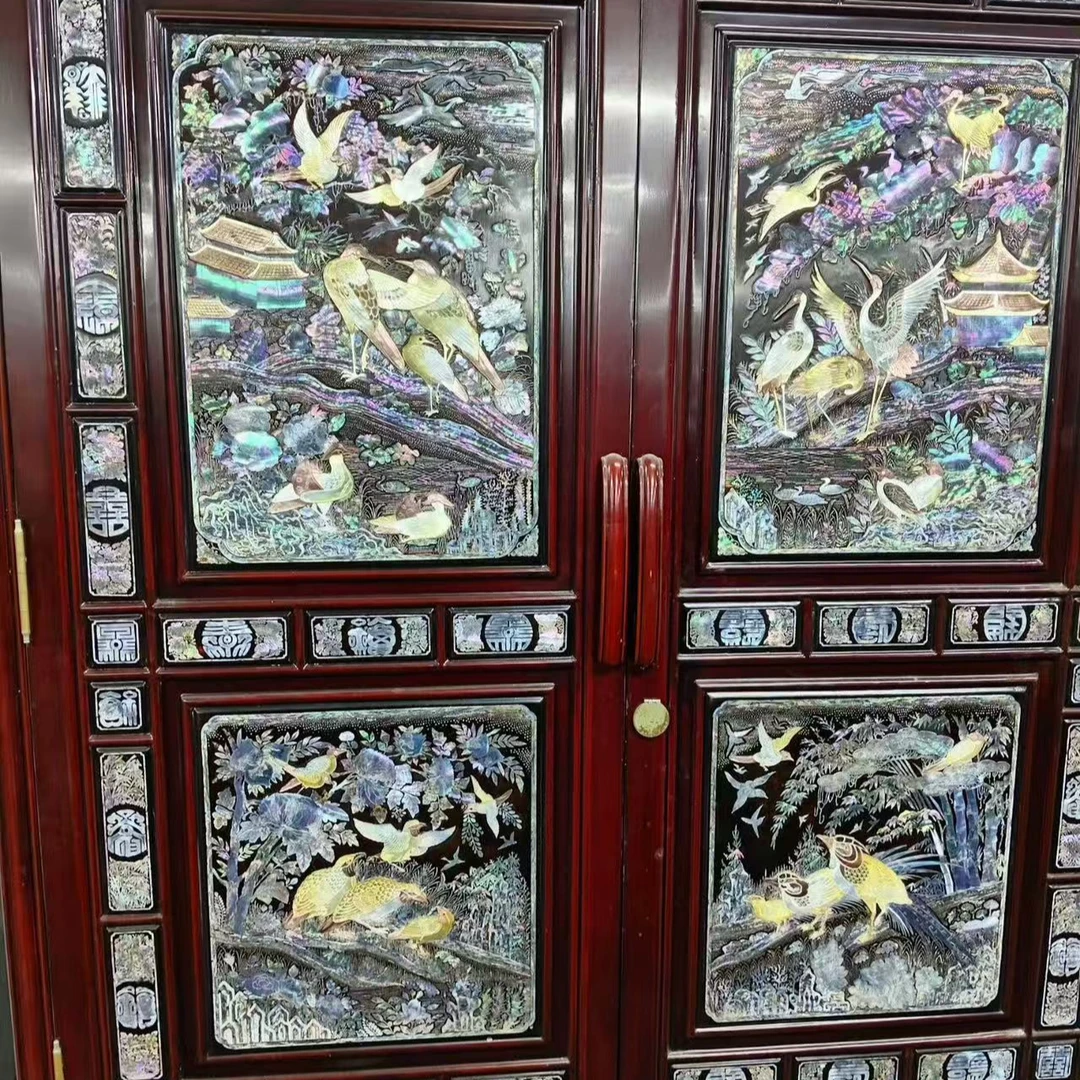 实木大漆满螺钿镶嵌三组衣柜