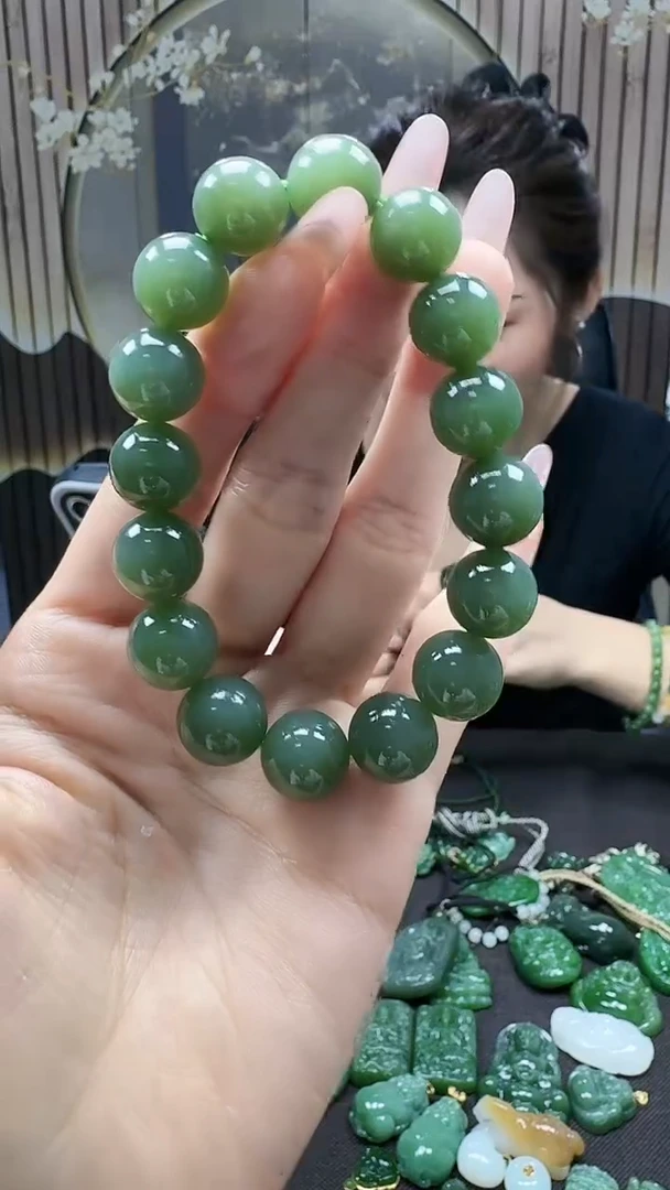 未镶嵌和田玉挂件14