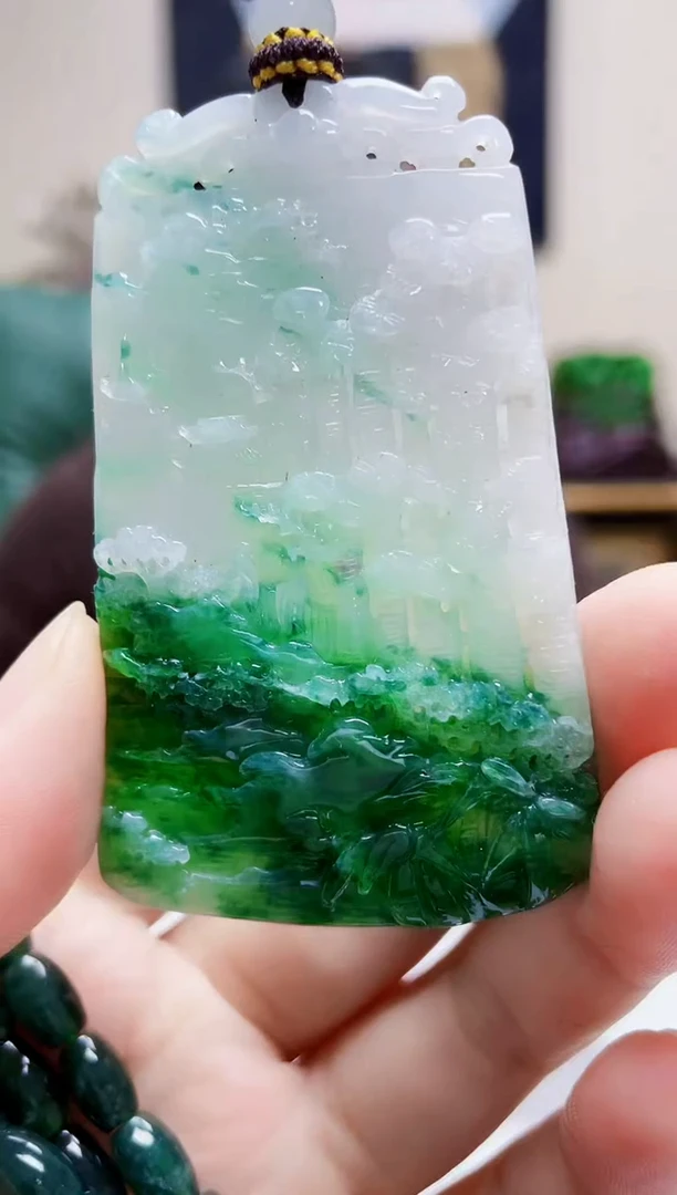 未镶嵌定制翡翠吊坠256