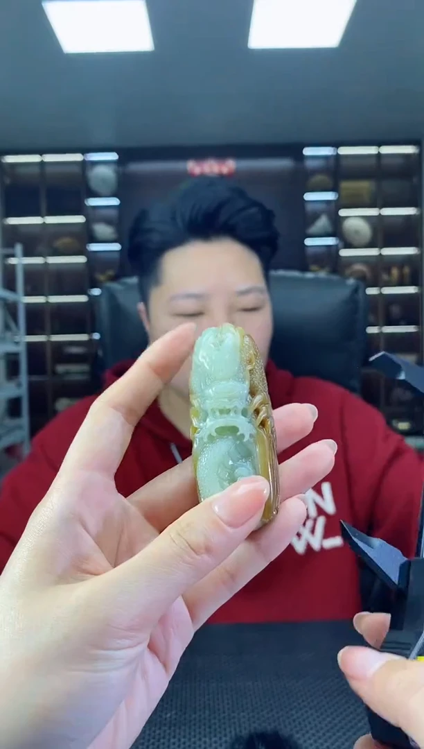 【闪购商品】和田玉把件未镶嵌清货