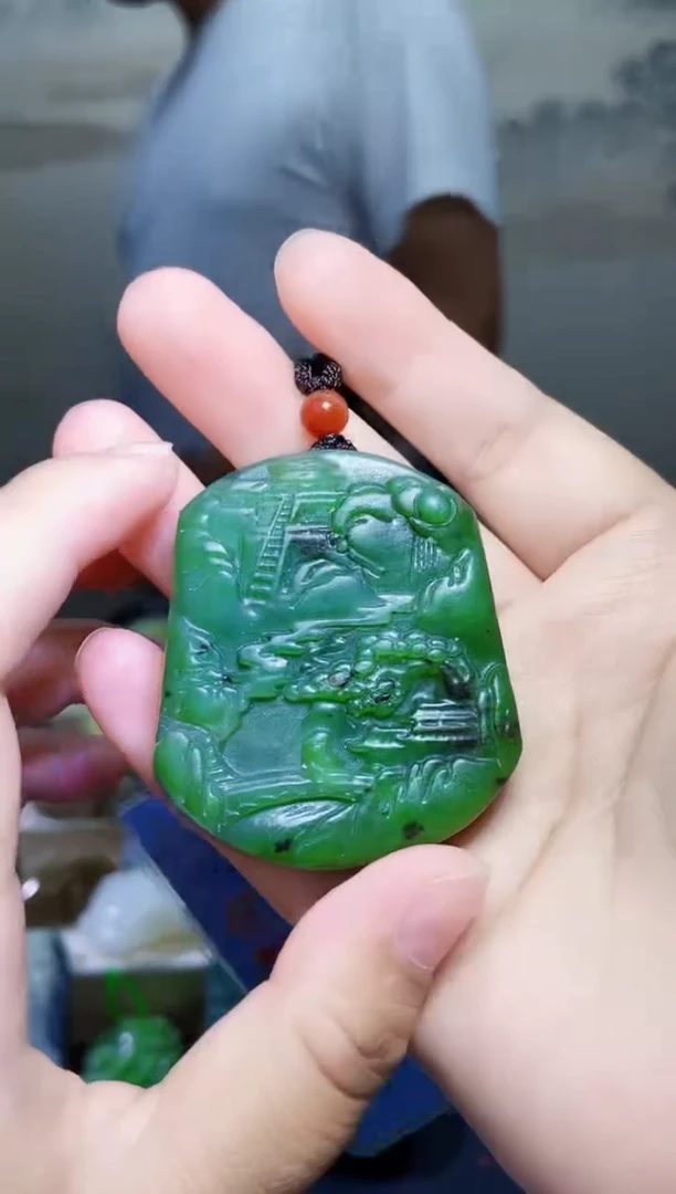 颈饰未镶嵌和田玉1