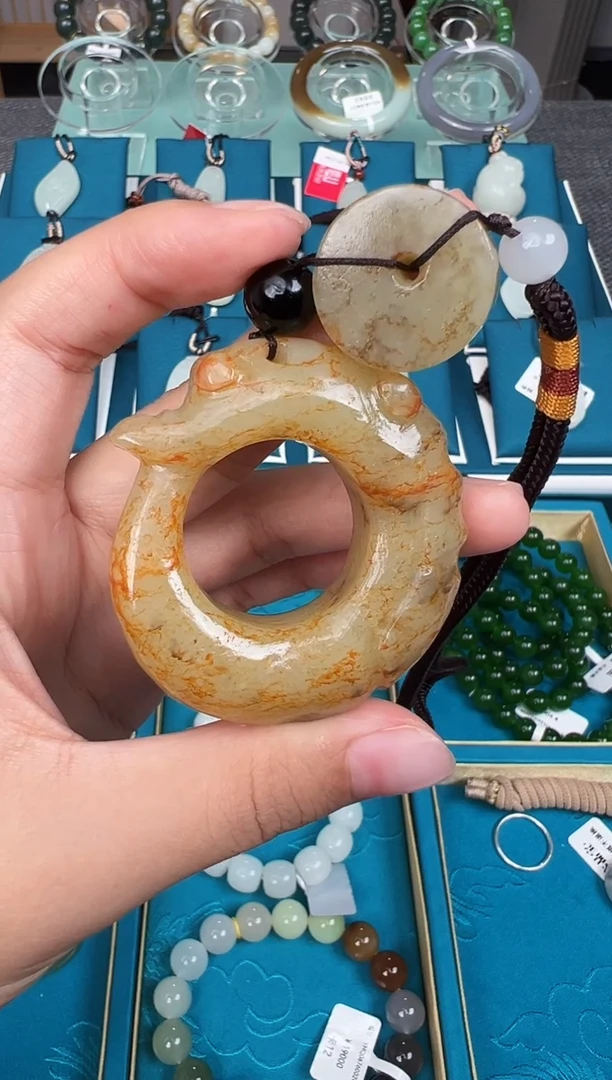 和田玉未镶嵌颈饰YB