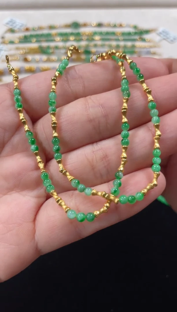 18K金镶嵌手链翡翠多样性   发货一条   P368