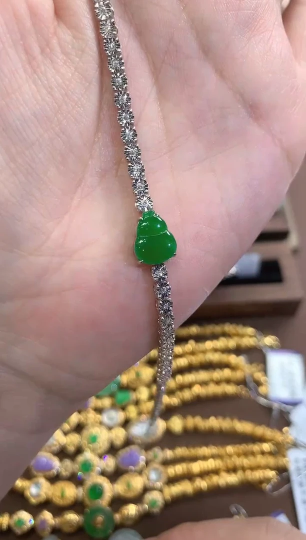 18K金镶嵌手链翡翠春日珠宝 B42