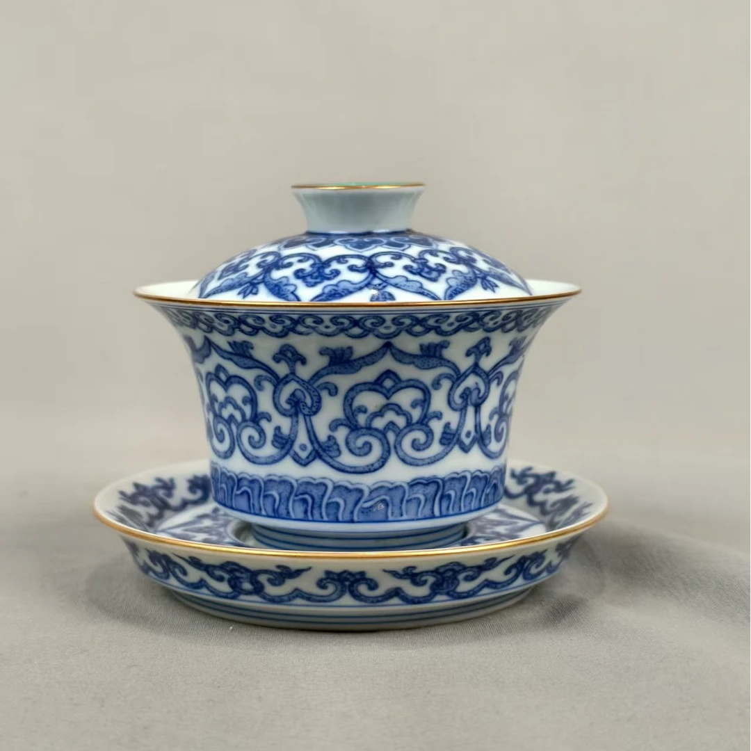 青花描金缠枝莲纹马蹄盖碗A6-312