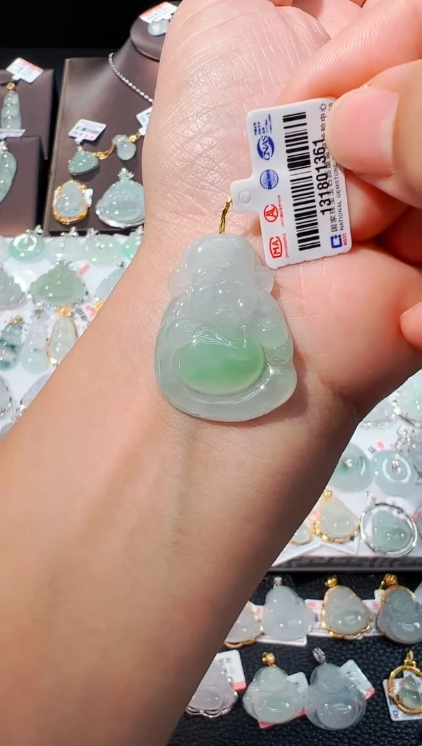 翡翠未镶嵌吊坠(不含链)财神爷吊坠1361