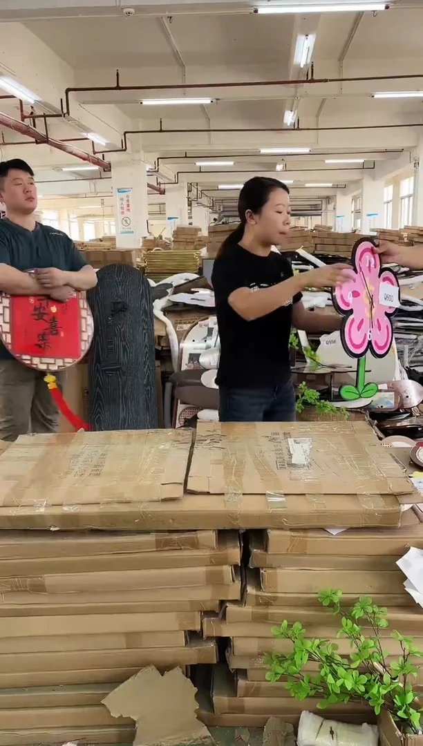 横款孤品果果微瑕闪购Q600