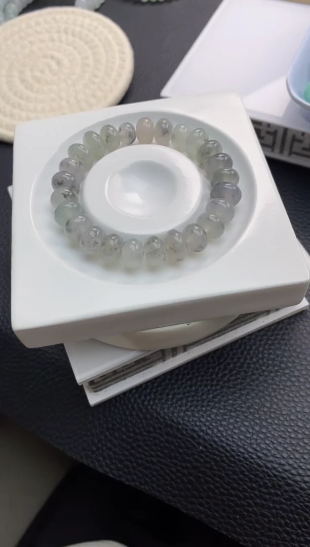 未镶嵌手链翡翠@****甜47天然A货翡翠手串