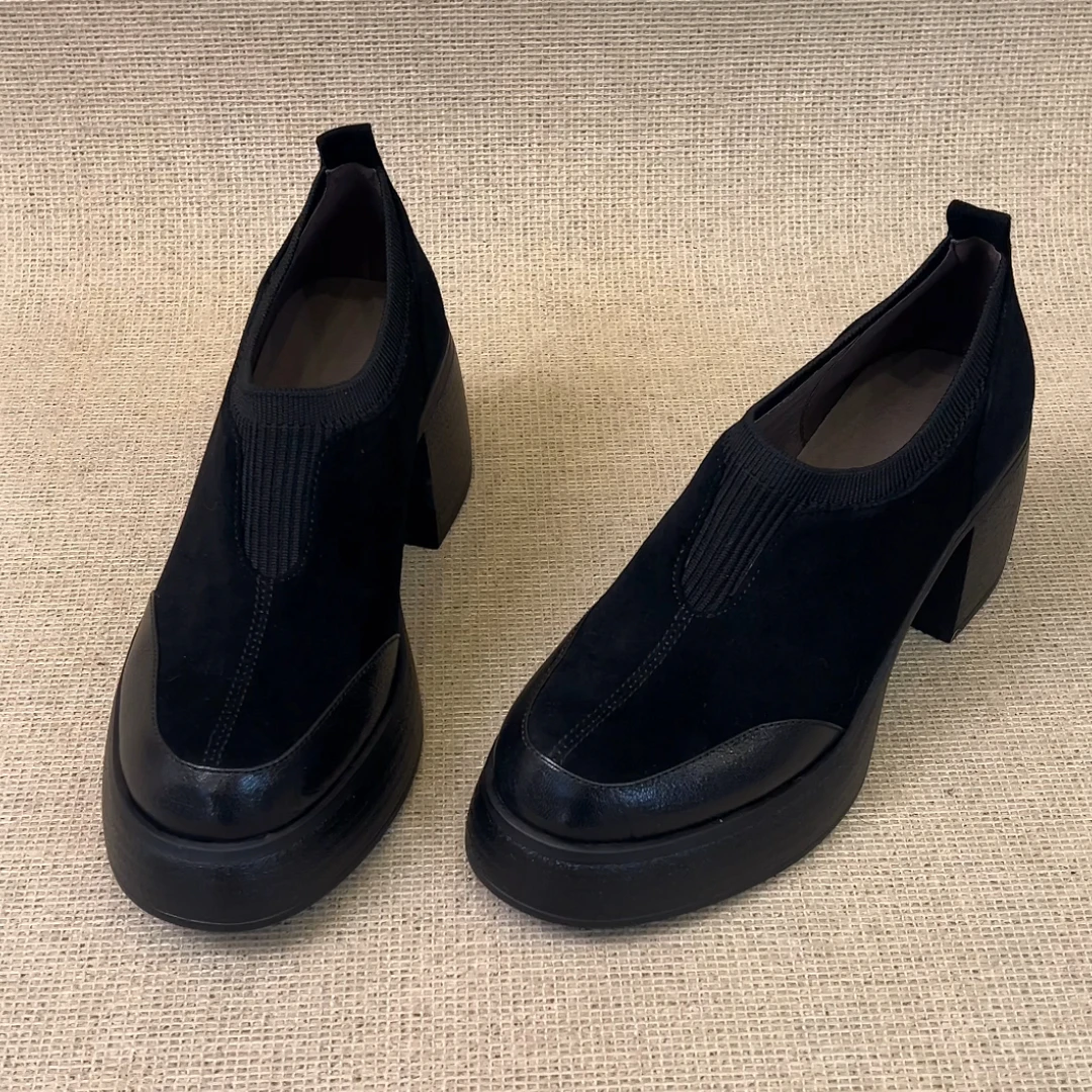 RubyL/7cm小个子英伦风通勤百搭拼接一脚蹬深口粗高跟单鞋女款