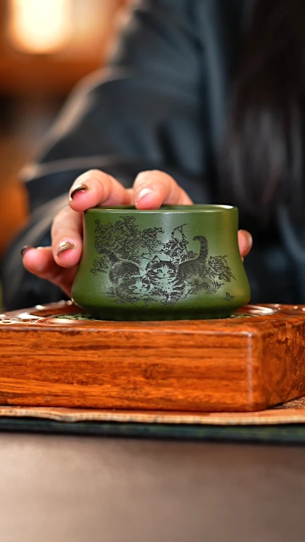 茶杯紫砂绿泥猫猫杯