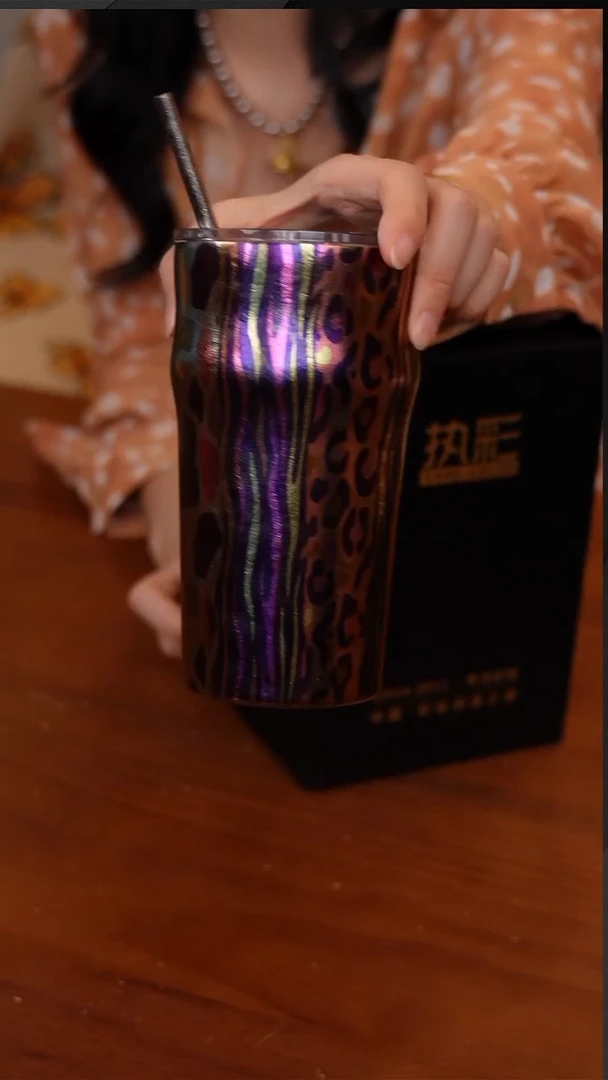 48*-执彩彩钛纯钛广口杯啤酒杯500ML - 条纹