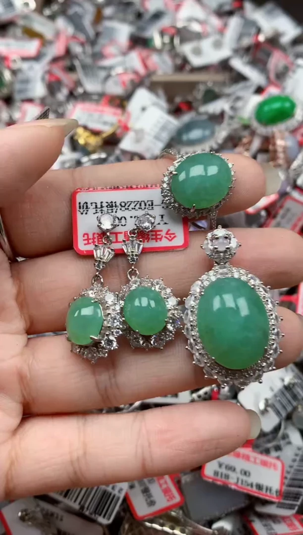 银S925镶嵌戒指翡翠天然A货缅甸翡翠