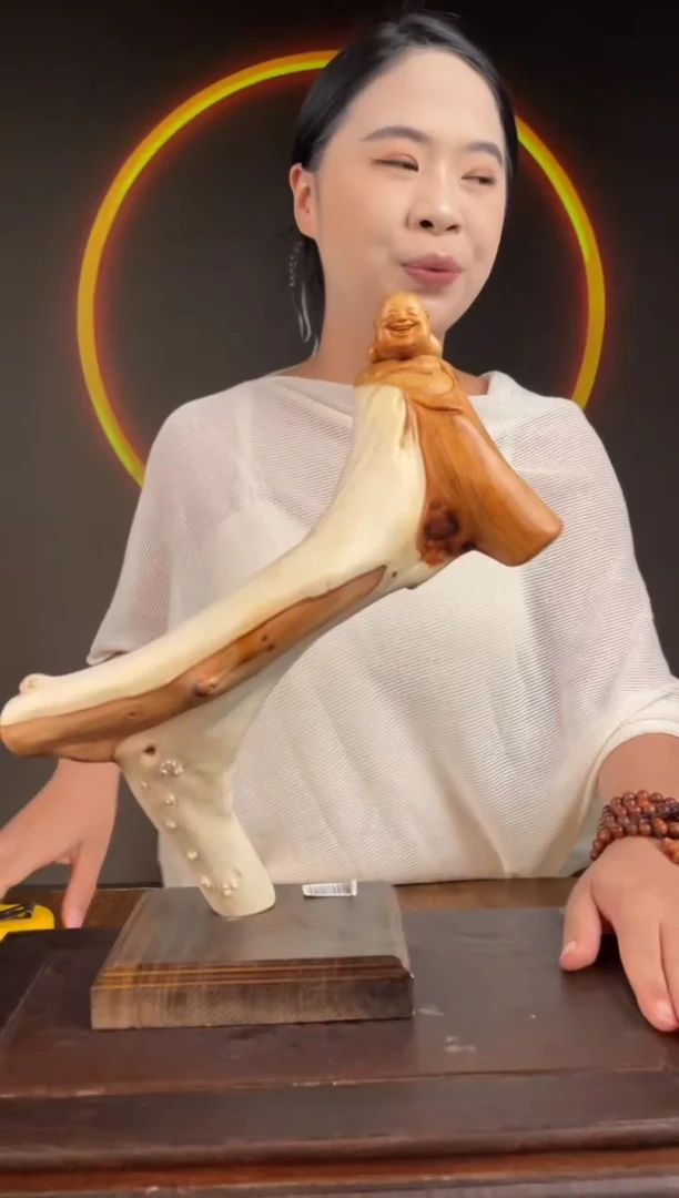 柏木（崖柏）手工摆件,先抢先得! 编号:33