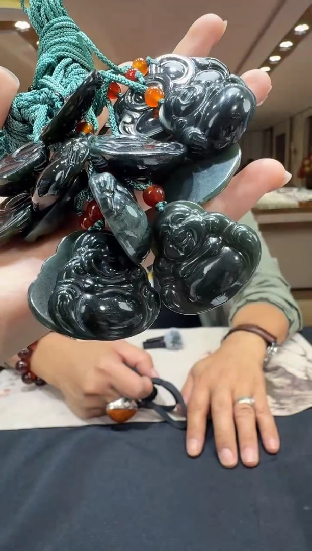 和田玉未镶嵌颈饰挂件（多样性发一）