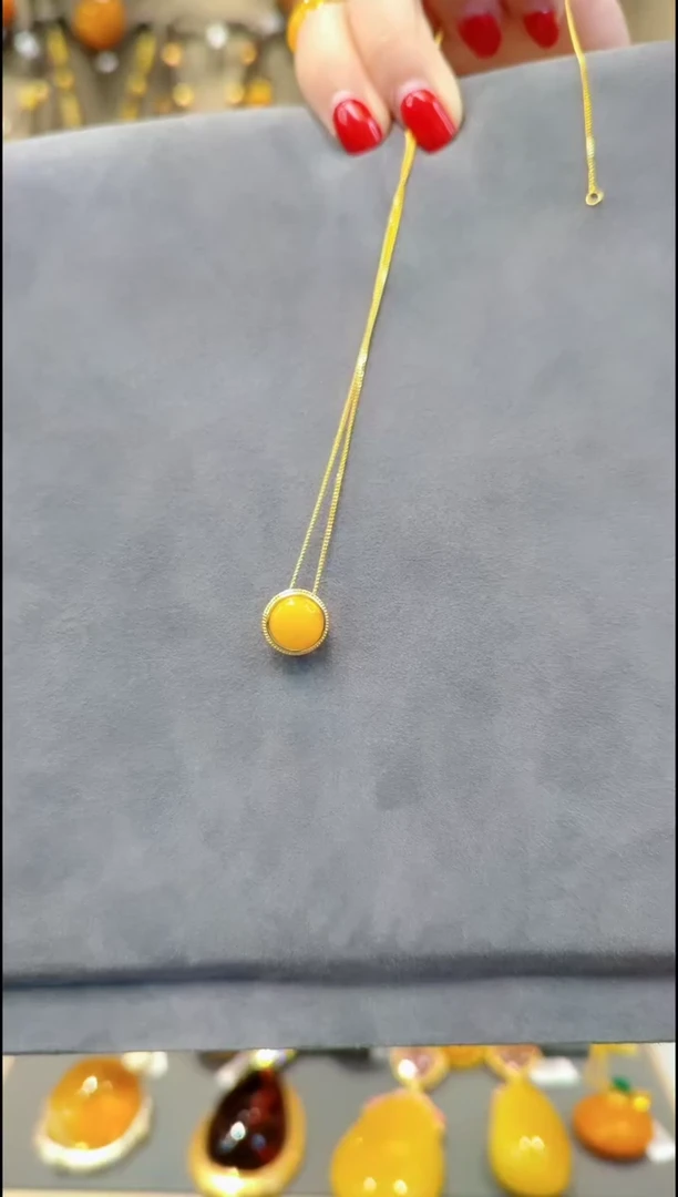 【闪购商品】蜜蜡吊坠(赠链)银S925镀金镶嵌H738蜜蜡吊坠