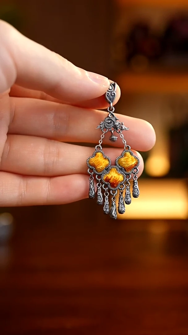 刺绣私人定制苗族手工A879