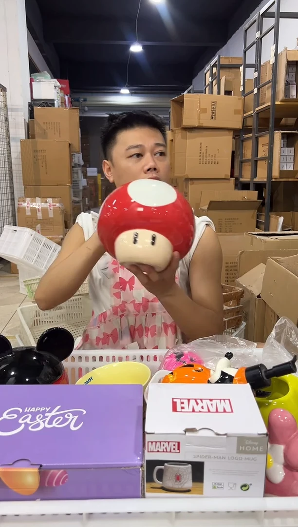 瓷片蘑菇罐子
