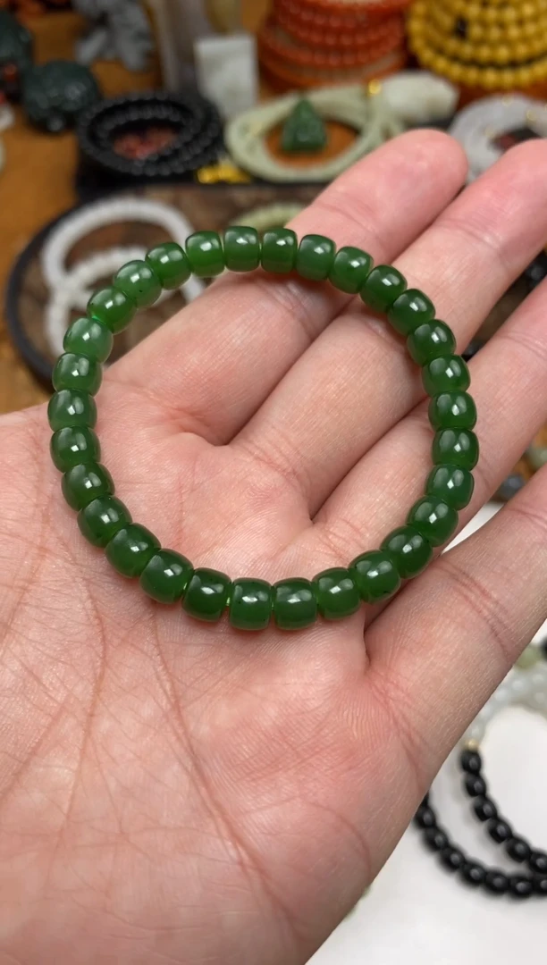 颈饰未镶嵌和田玉手串