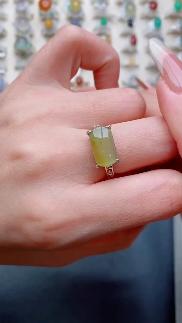 银S925镶嵌戒指翡翠...