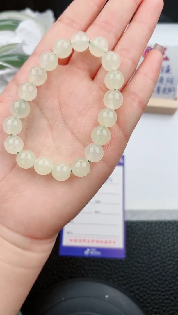 【闪购商品】石英质玉手串未镶嵌555微色差T