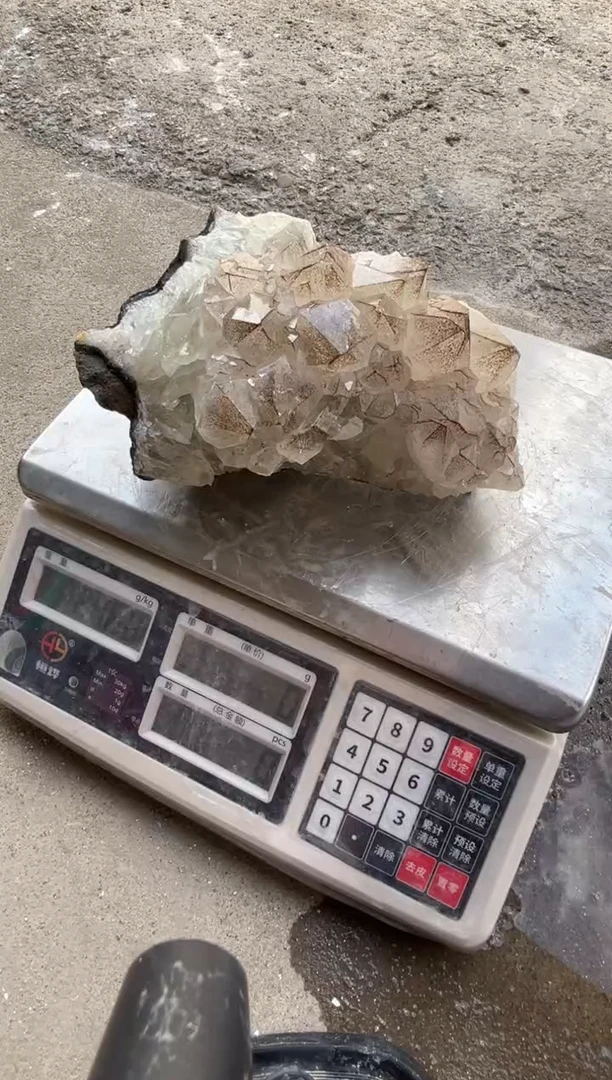 水晶珠宝半成品未镶嵌天然水晶摆件拍2单99发1