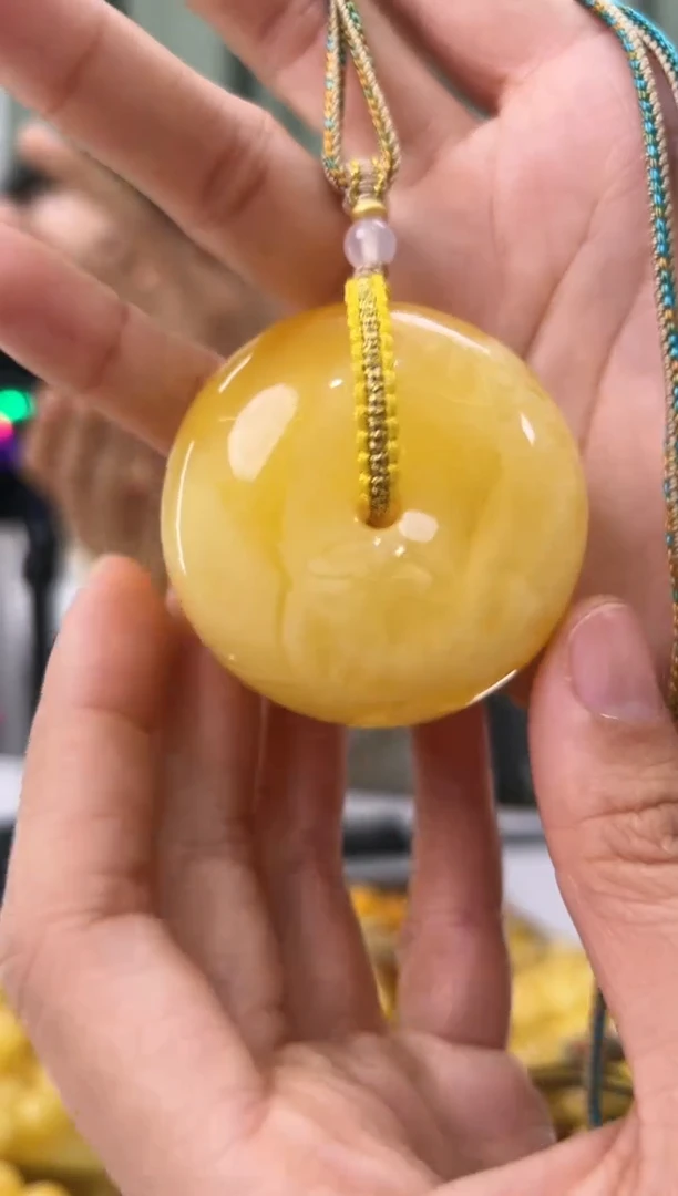 【闪购商品】琥珀手串未镶嵌蜜蜡吊坠