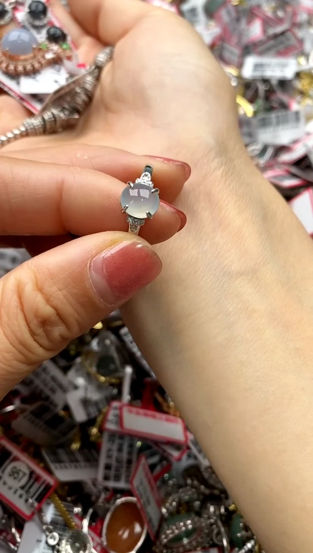 【闪购商品】翡翠戒指银S925镶嵌3333333     2