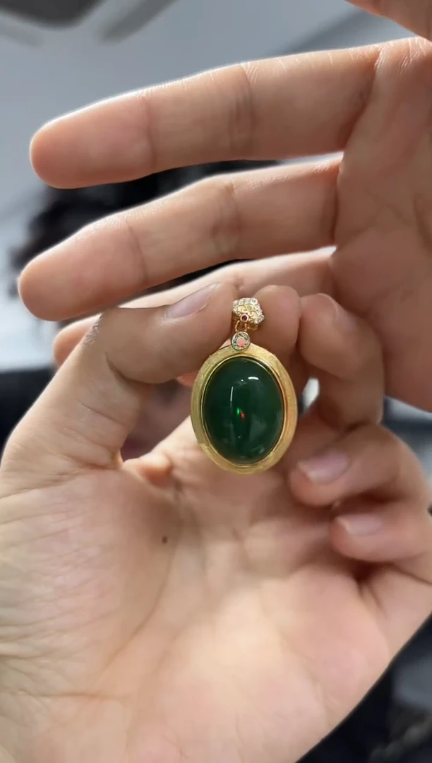 颈饰未镶嵌和田玉（多样性发一件）