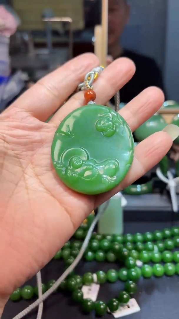 【闪购商品】和田玉（碧玉）颈饰未镶嵌1