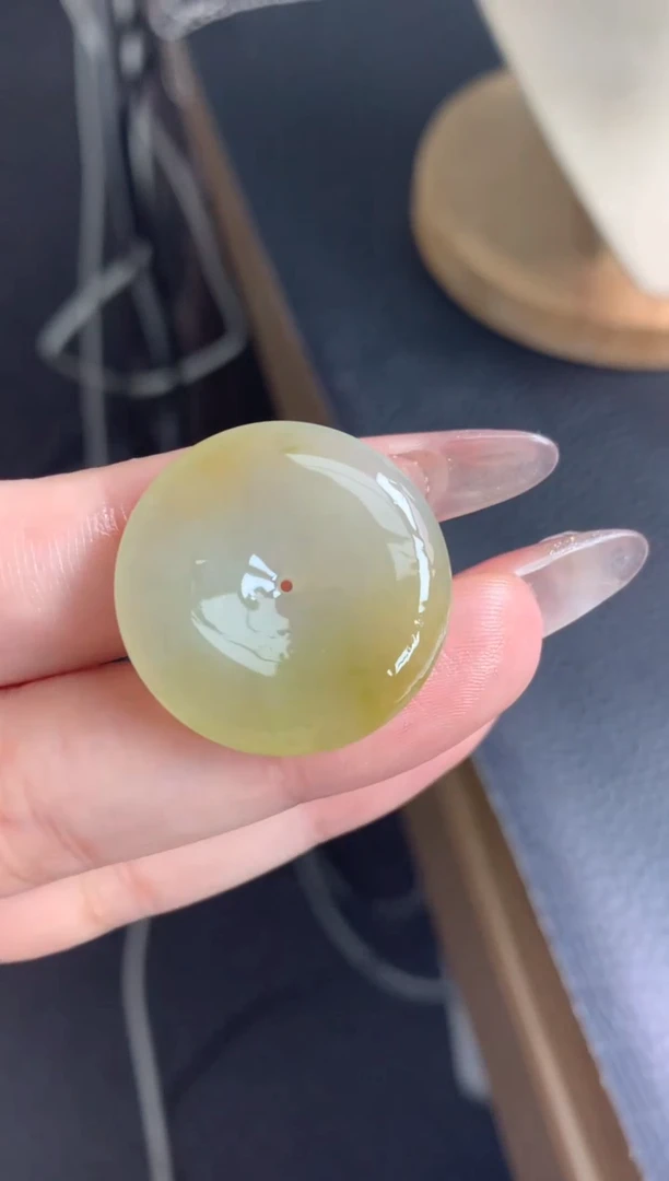 定制翡翠未镶嵌扣子