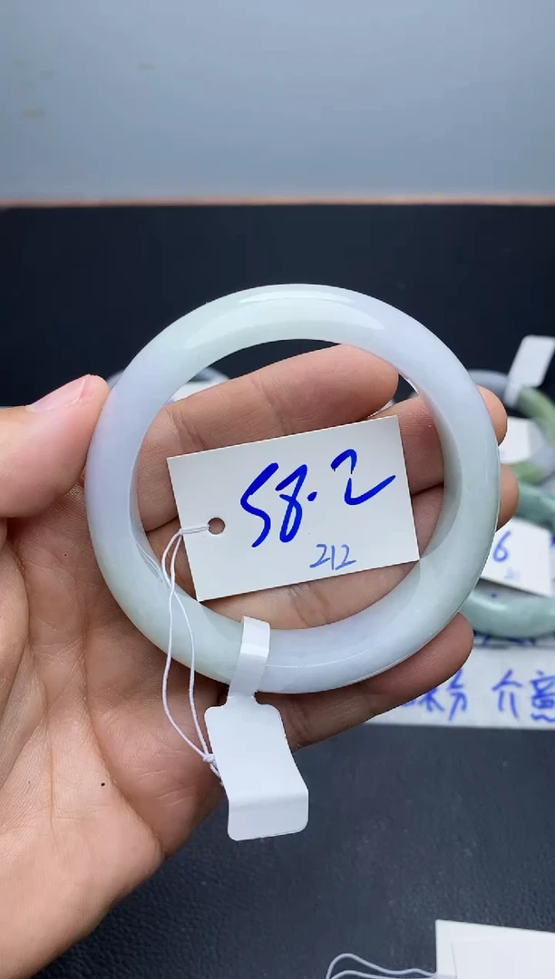 未镶嵌手镯翡翠212