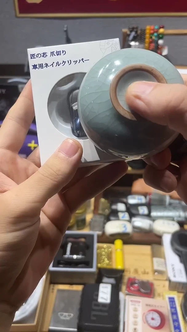 瓷片闪购商品 如图所示