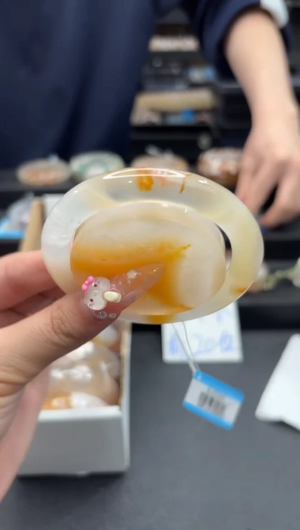 未镶嵌手镯石英质玉394(57圈赠送镯心)