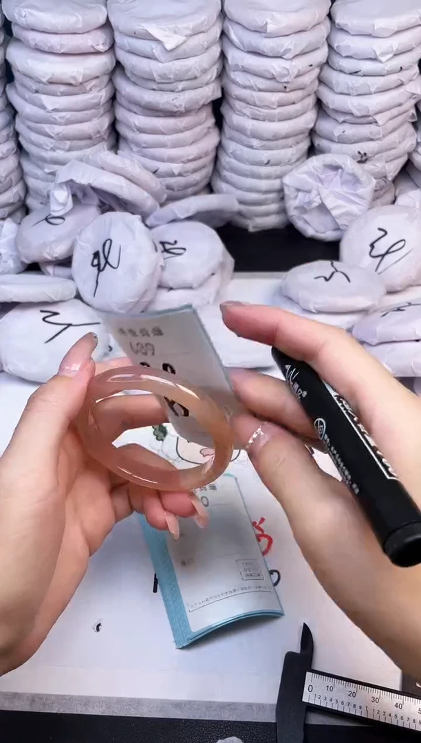 手镯玛瑙/玉髓未镶嵌689