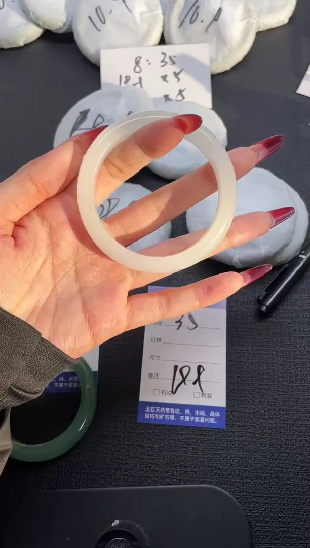 未镶嵌手镯石英质玉35-60