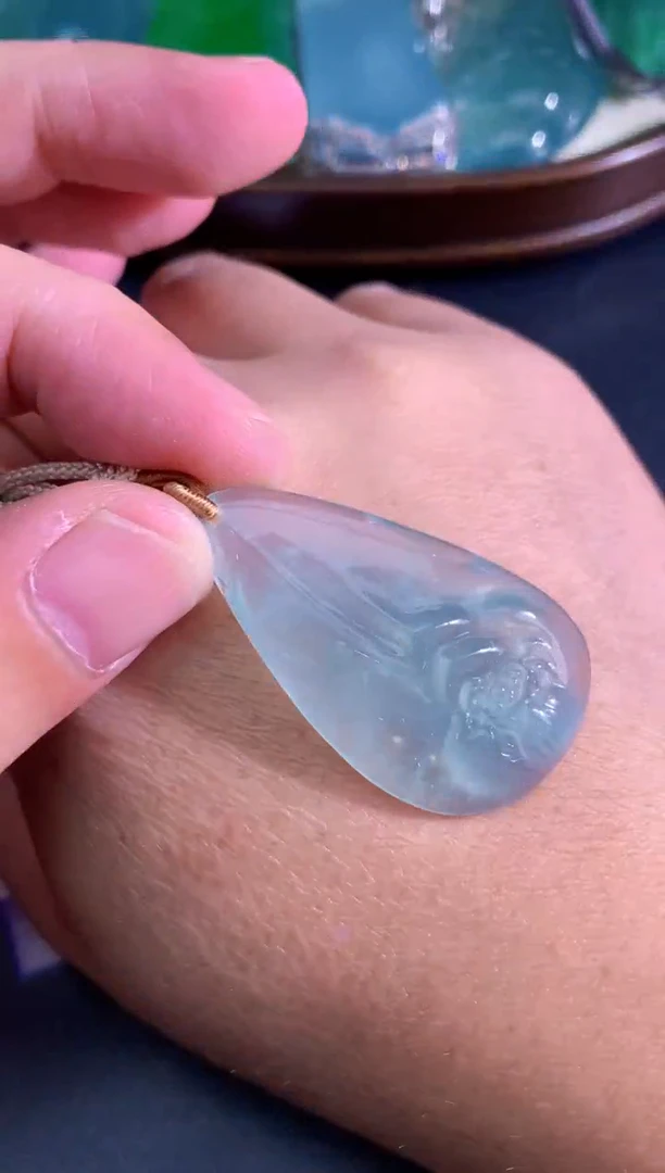 颈饰未镶嵌翡翠天然A货翡翠