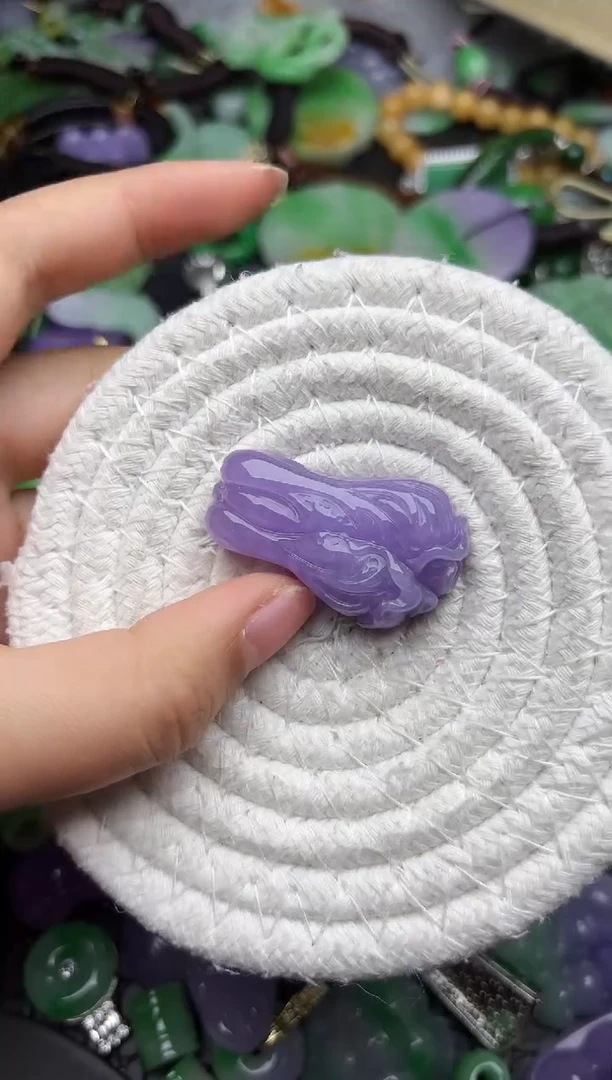 颈饰未镶嵌翡翠缅甸翡翠吊坠