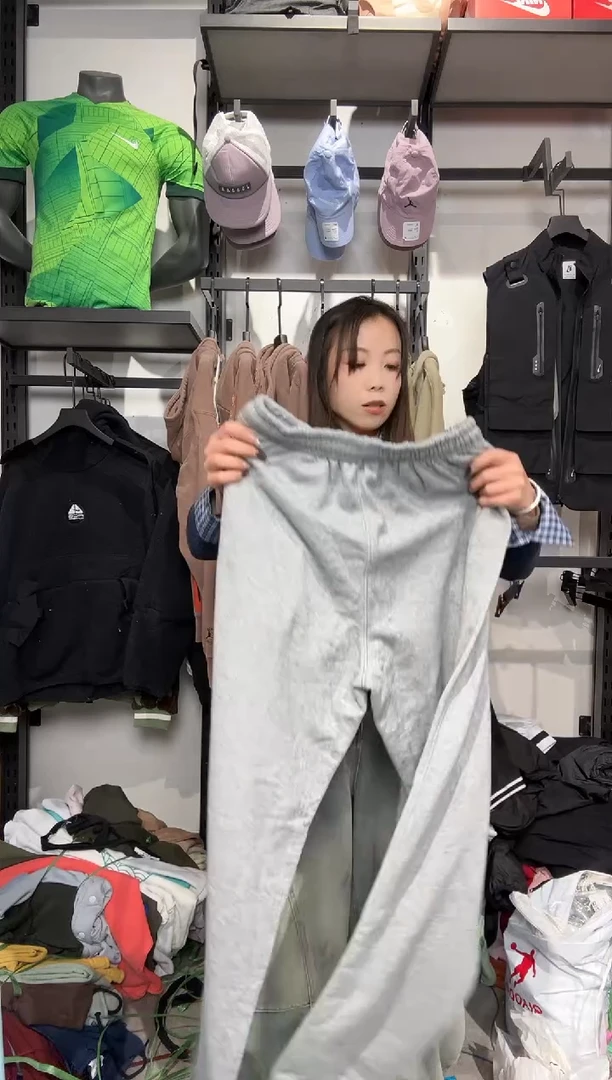 1568编码 瑕疵款直播间过款为准 尺码