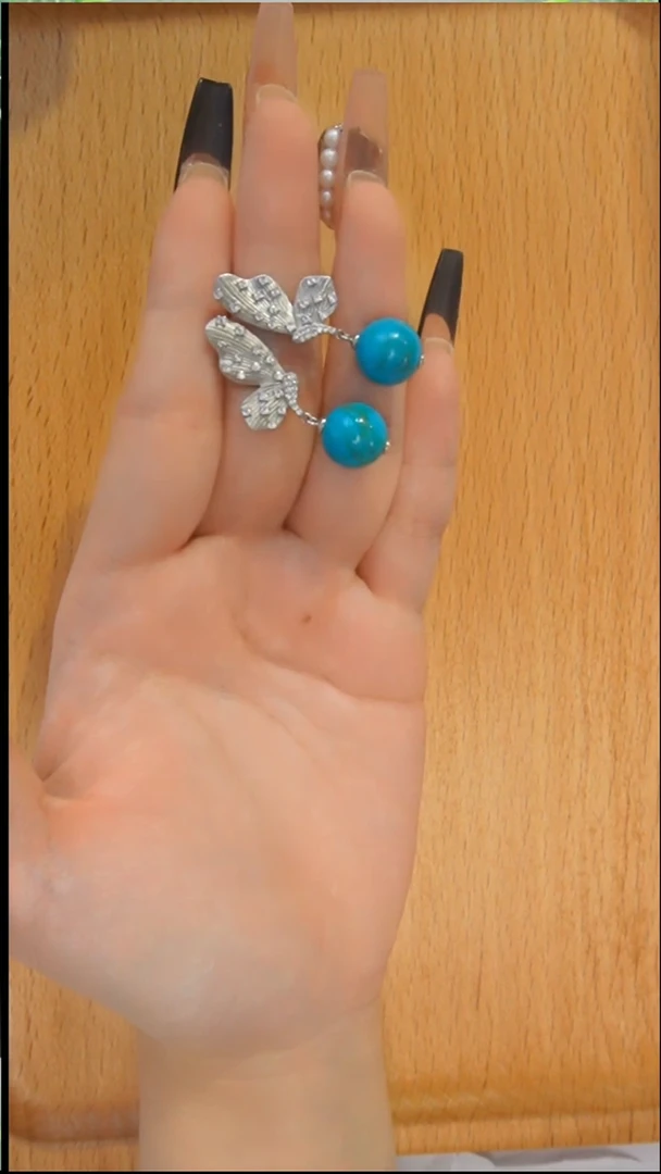 银S925镶嵌绿松石耳环发货一件