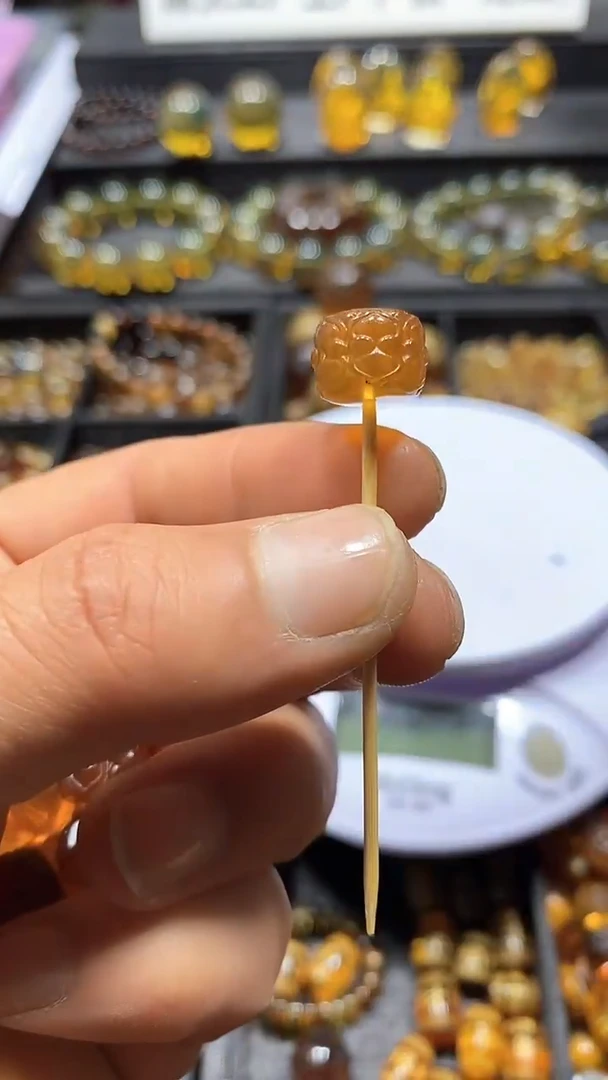 琥珀未镶嵌耳饰天然缅甸琥珀并蒂莲12+