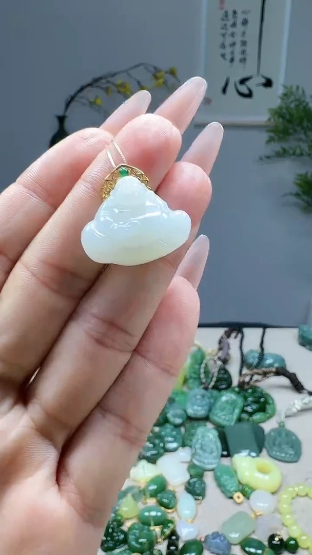 吊坠(不含链)18K金镶嵌和田玉1