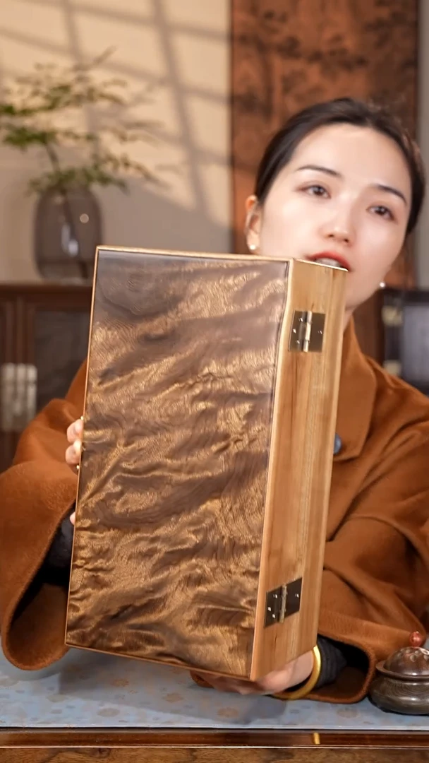 乌木类家具金丝楠阴沉木 云彩精工盒