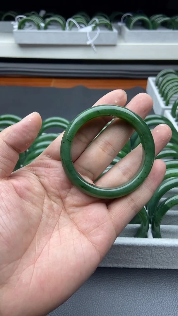 未镶嵌手镯和田玉（碧玉）22-53.1