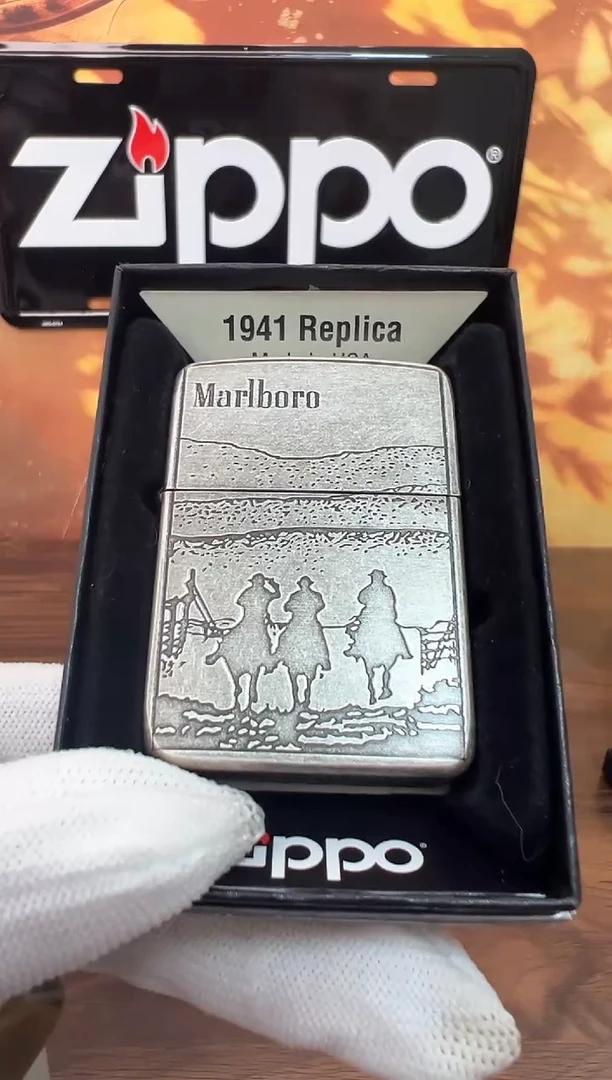 铜马****?HX145万宝路古银1941