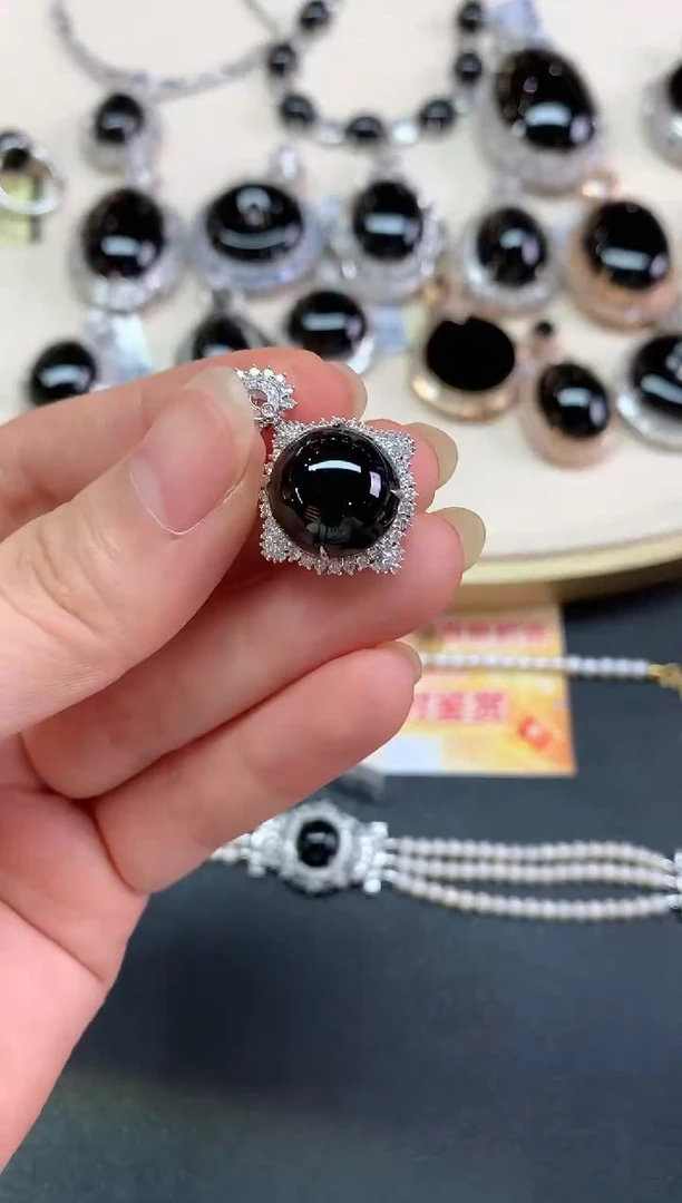 翡翠18K金镶嵌吊坠(不含链)D806|7999