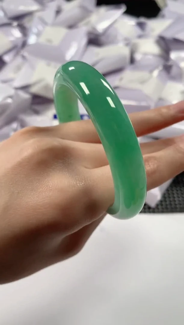 颈饰未镶嵌翡翠C****v1