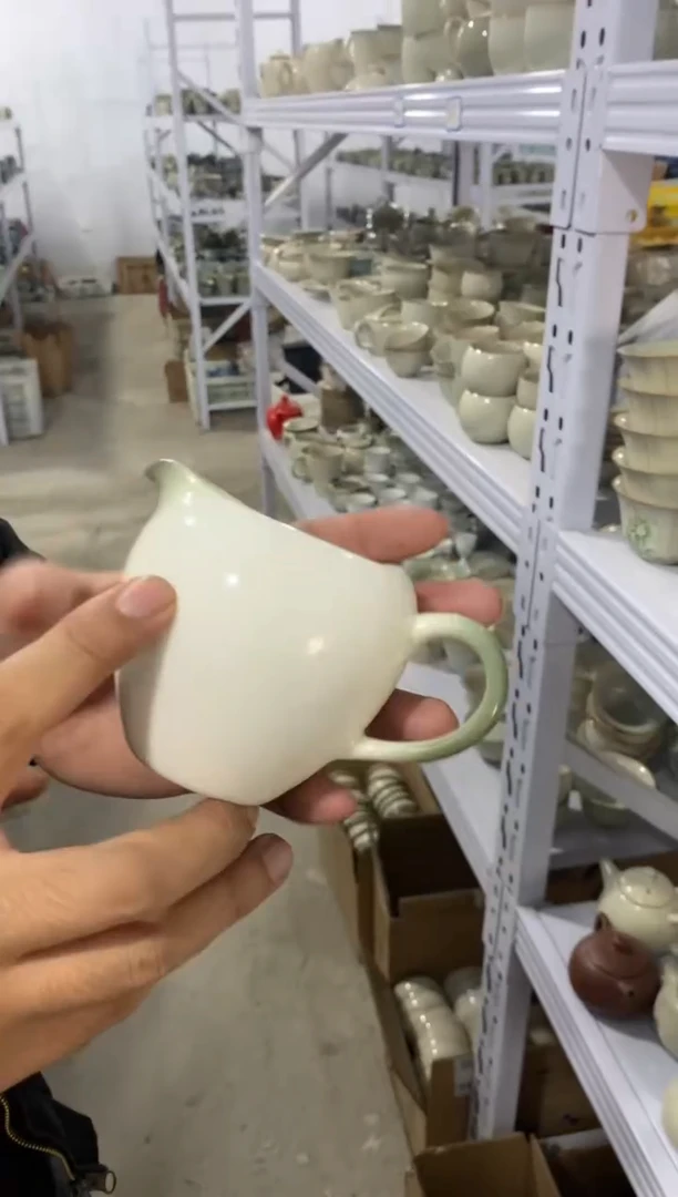 茶壶、盖碗、主人杯、客杯（轻轻微瑕介意勿拍）